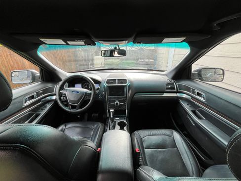 Used 2016 Ford Explorer Limited image 13