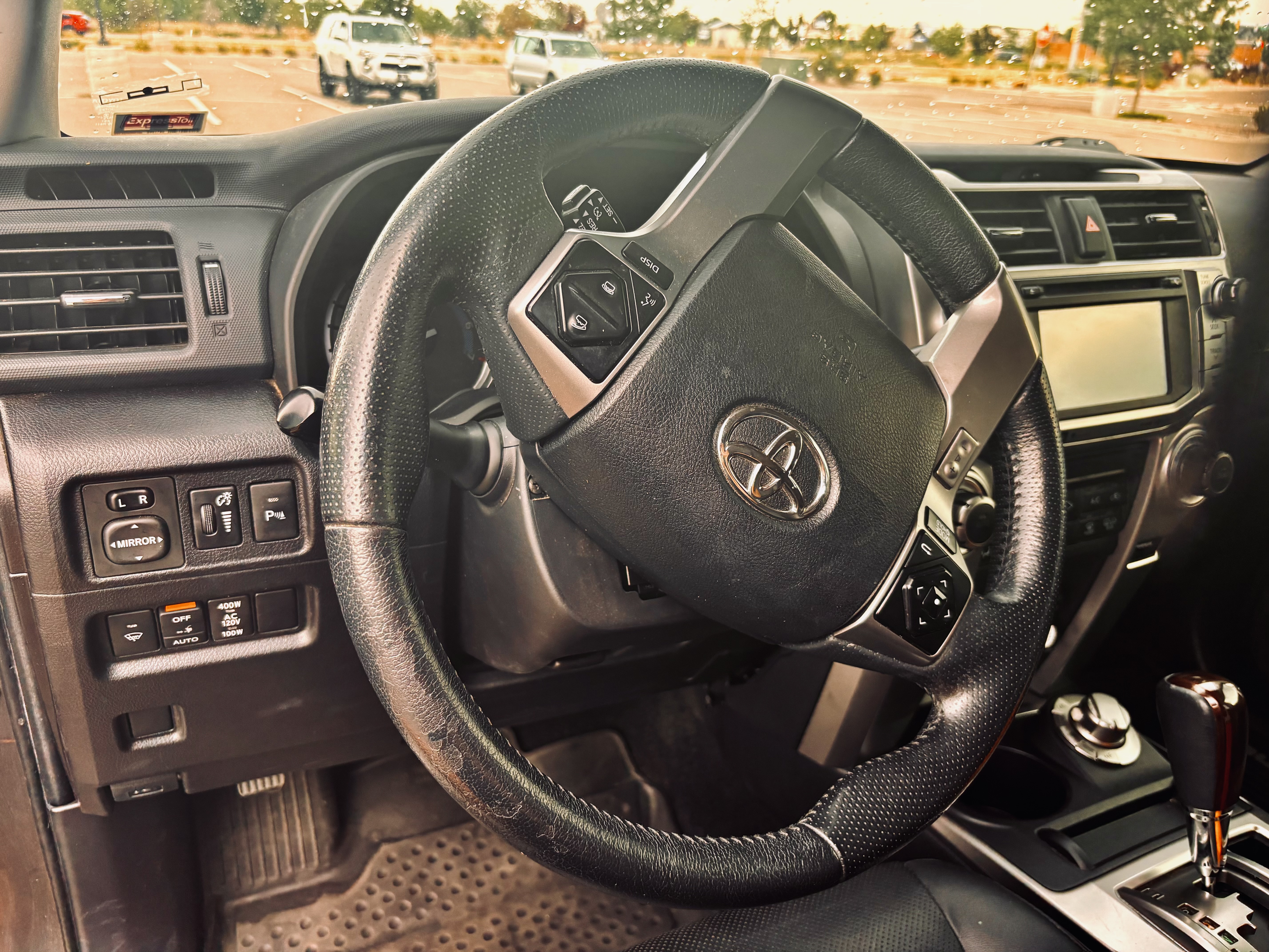 Used 2017 Toyota 4Runner Limited AWD/4WD image 14