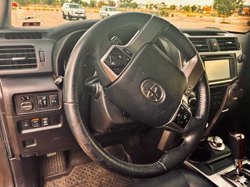 Used 2017 Toyota 4Runner Limited AWD/4WD image 14