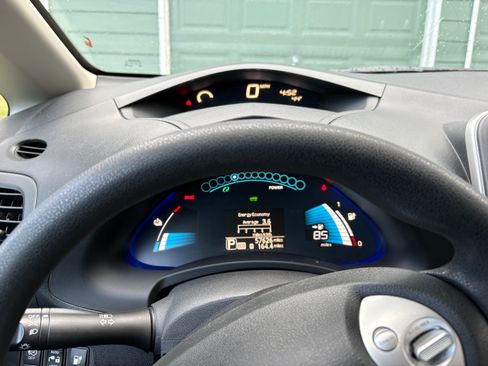 Used 2017 Nissan Leaf S w/ Charge Package image 5