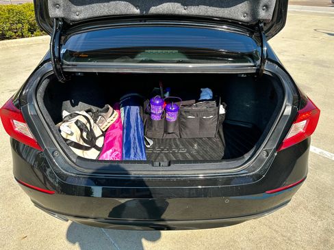 Used 2019 Honda Accord Touring image 8