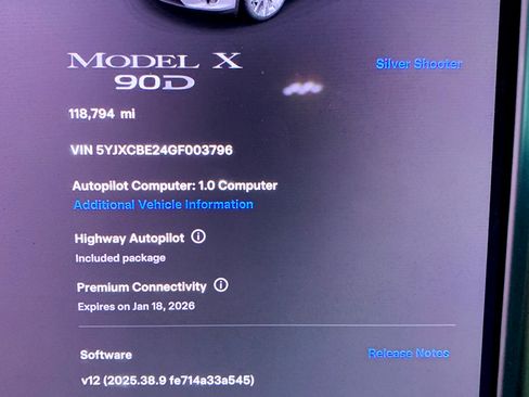 Used 2016 Tesla Model X 90D image 22