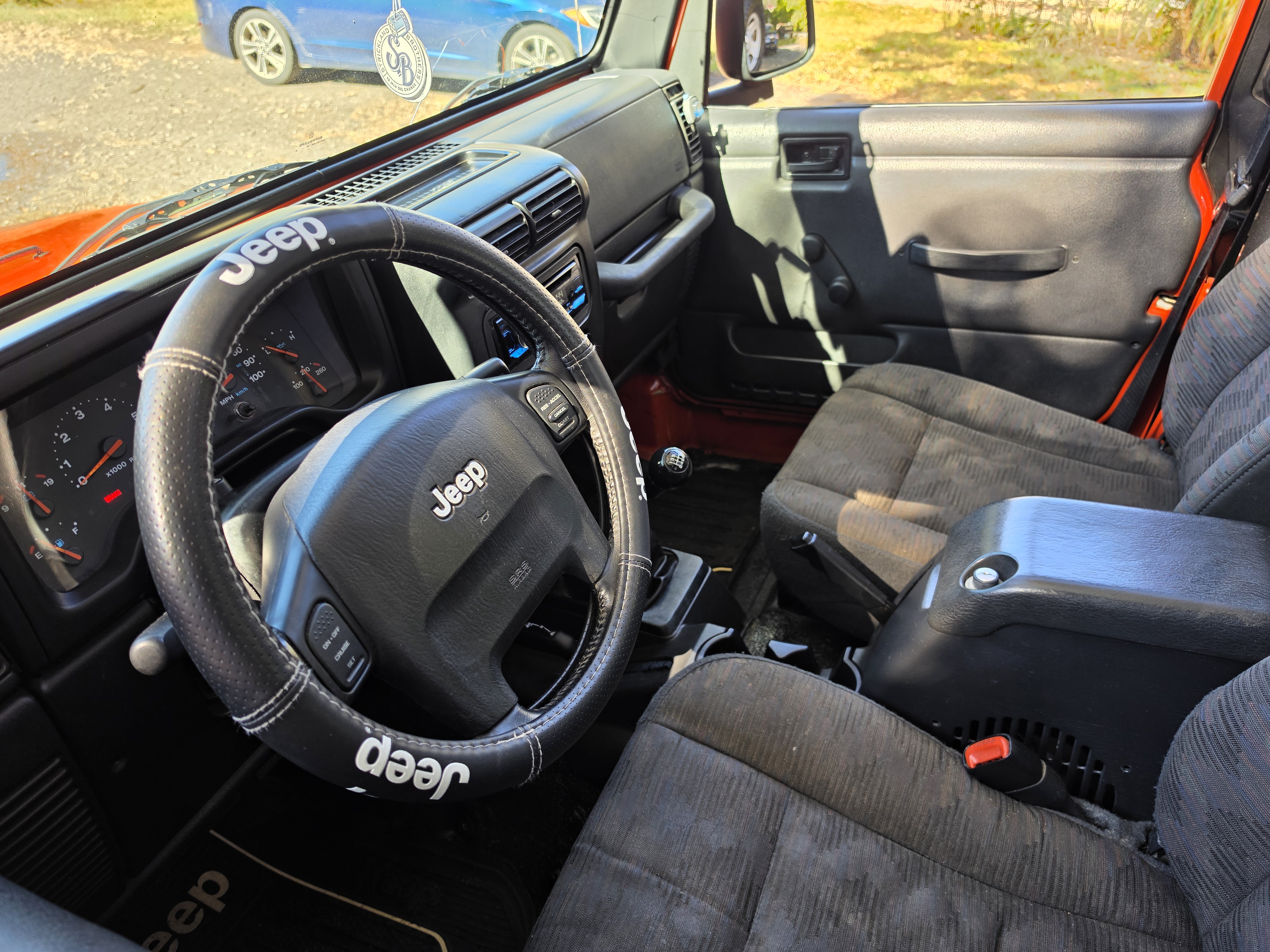 Used 2005 Jeep Wrangler X AWD/4WD image 15