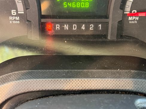 Used 2018 Ford E-450 and Econoline 450 Super Duty w/ Power Windows & Locks Group image 11