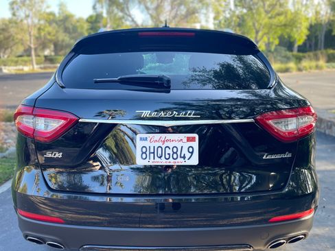 Used 2018 Maserati Levante S image 14
