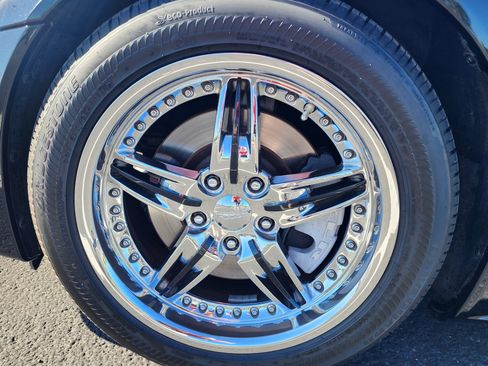 Used 2008 Cadillac XLR image 13