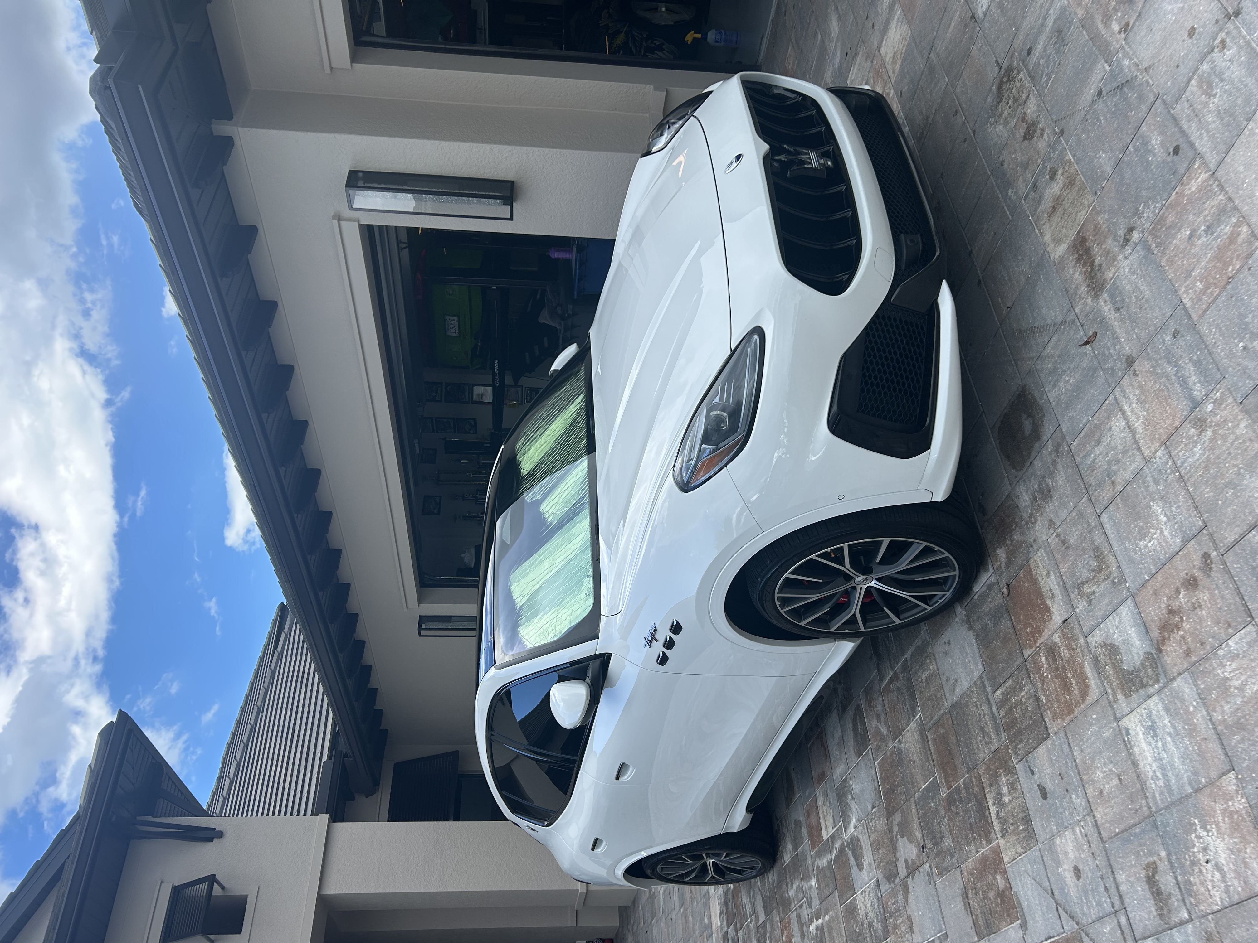 Used 2023 Maserati Grecale Trofeo AWD/4WD image 14