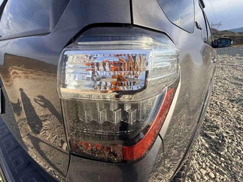 Used 2016 Toyota 4Runner TRD Pro AWD/4WD image 13