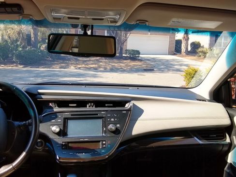 Used 2015 Toyota Avalon XLE Premium image 12