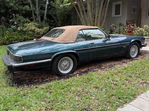 Used 1992 Jaguar XJS V12 Convertible image 2