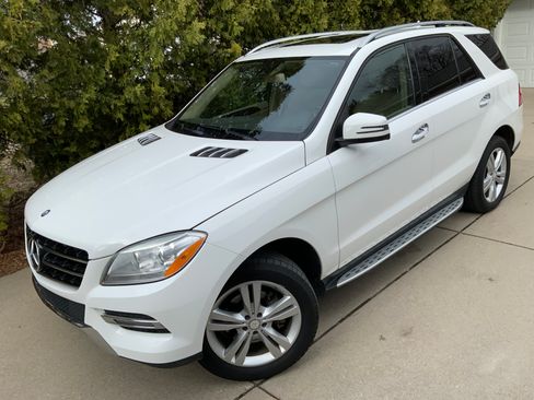 Used 2015 Mercedes-Benz ML 350 4MATIC image 5
