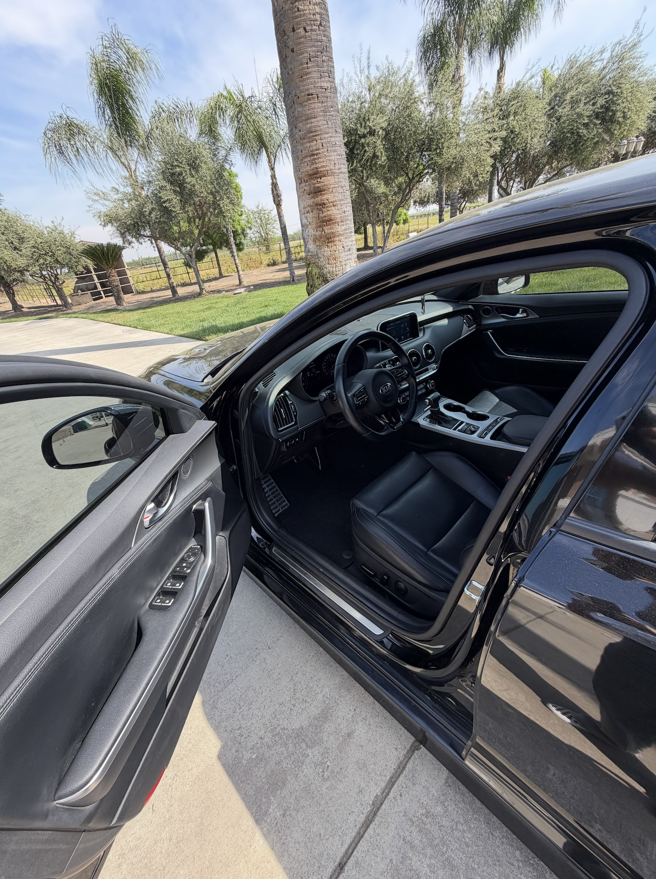 Used 2021 Kia Stinger GT RWD image 2