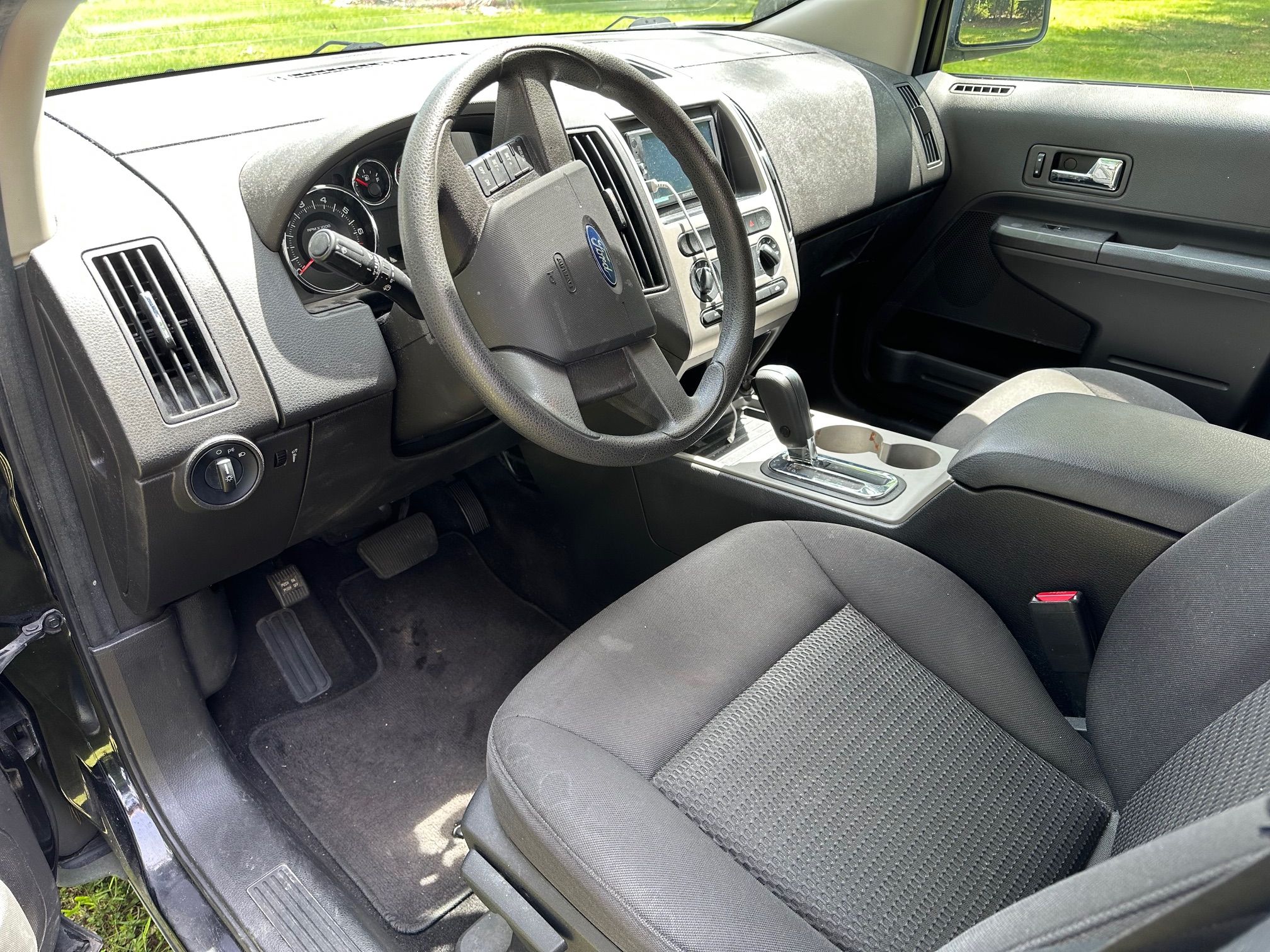 Used 2010 Ford Edge SE FWD image 7