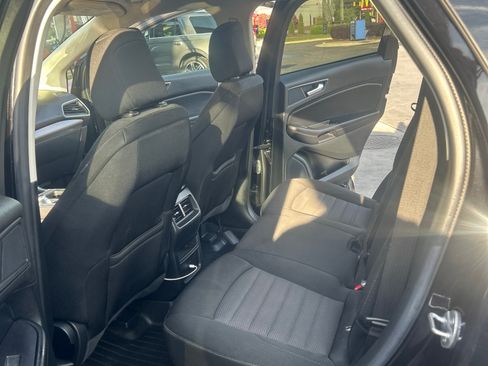 Used 2023 Ford Edge SE w/ Black Appearance Package AWD/4WD image 28