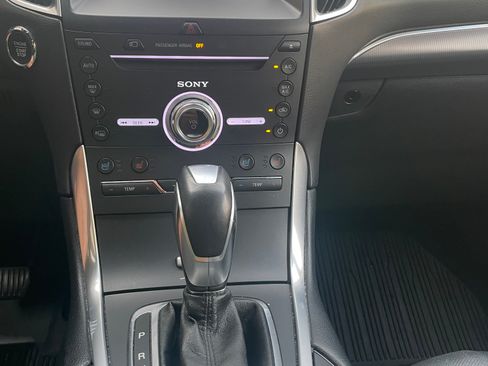 Used 2017 Ford Edge Titanium w/ Equipment Group 302A image 19