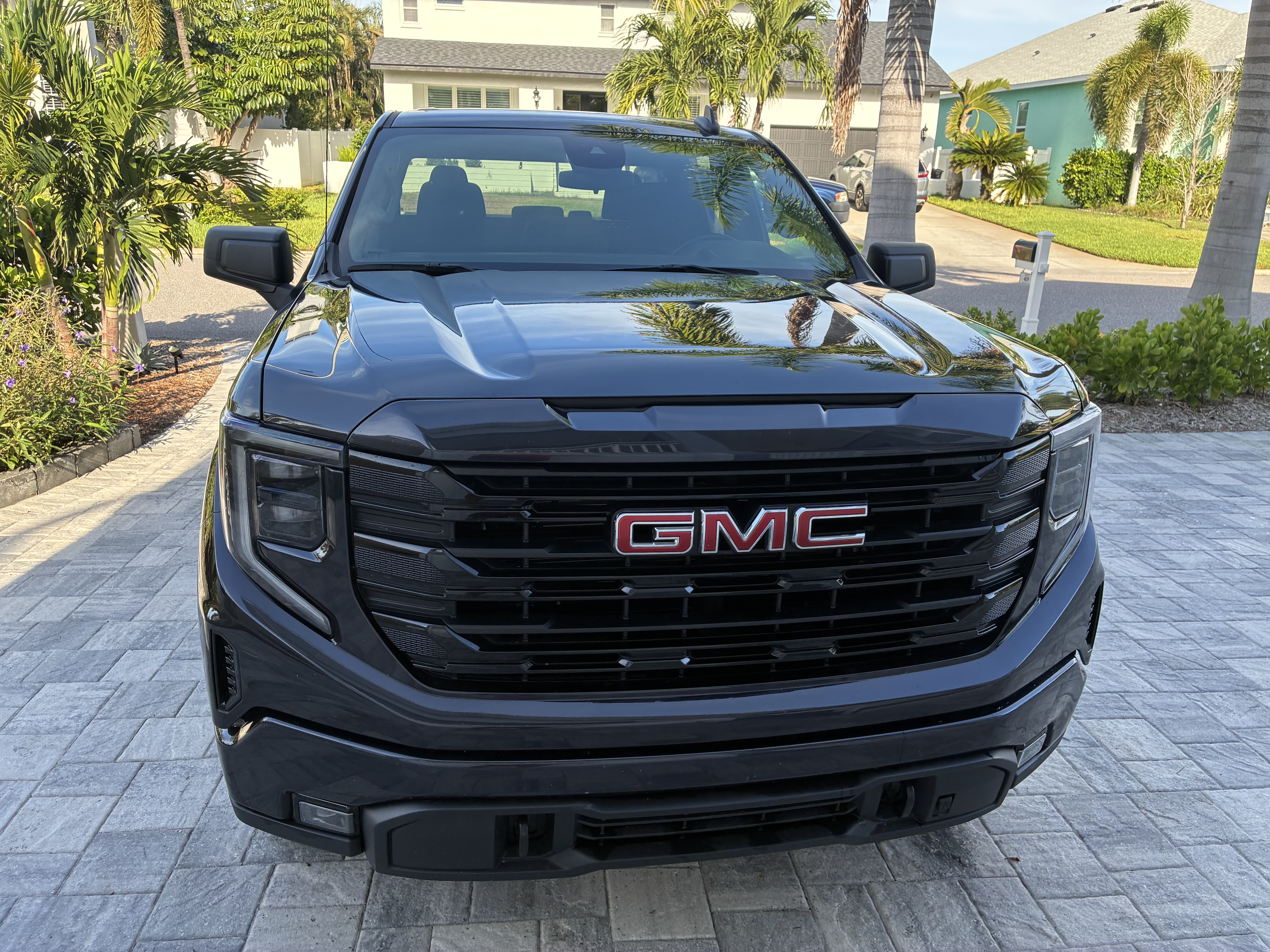 Used 2024 GMC Sierra 1500 Elevation w/ X31 Off-Road Package AWD/4WD image 4