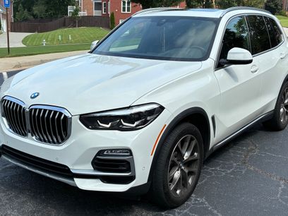 Used 2021 BMW X5 xDrive40i w/ Premium Package 2