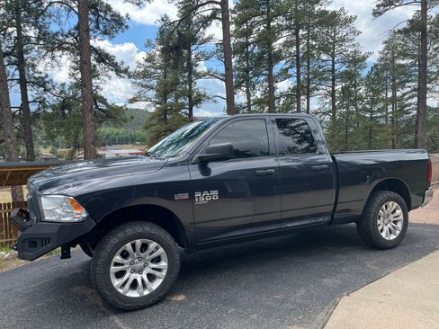 Used 2019 RAM 1500 Tradesman w/ Popular Equipment Group AWD/4WD image 2