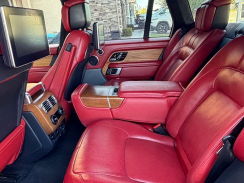 Used 2020 Land Rover Range Rover Autobiography image 10