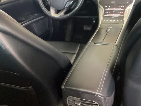 Used 2016 Lincoln MKZ Hybrid FWD image 5