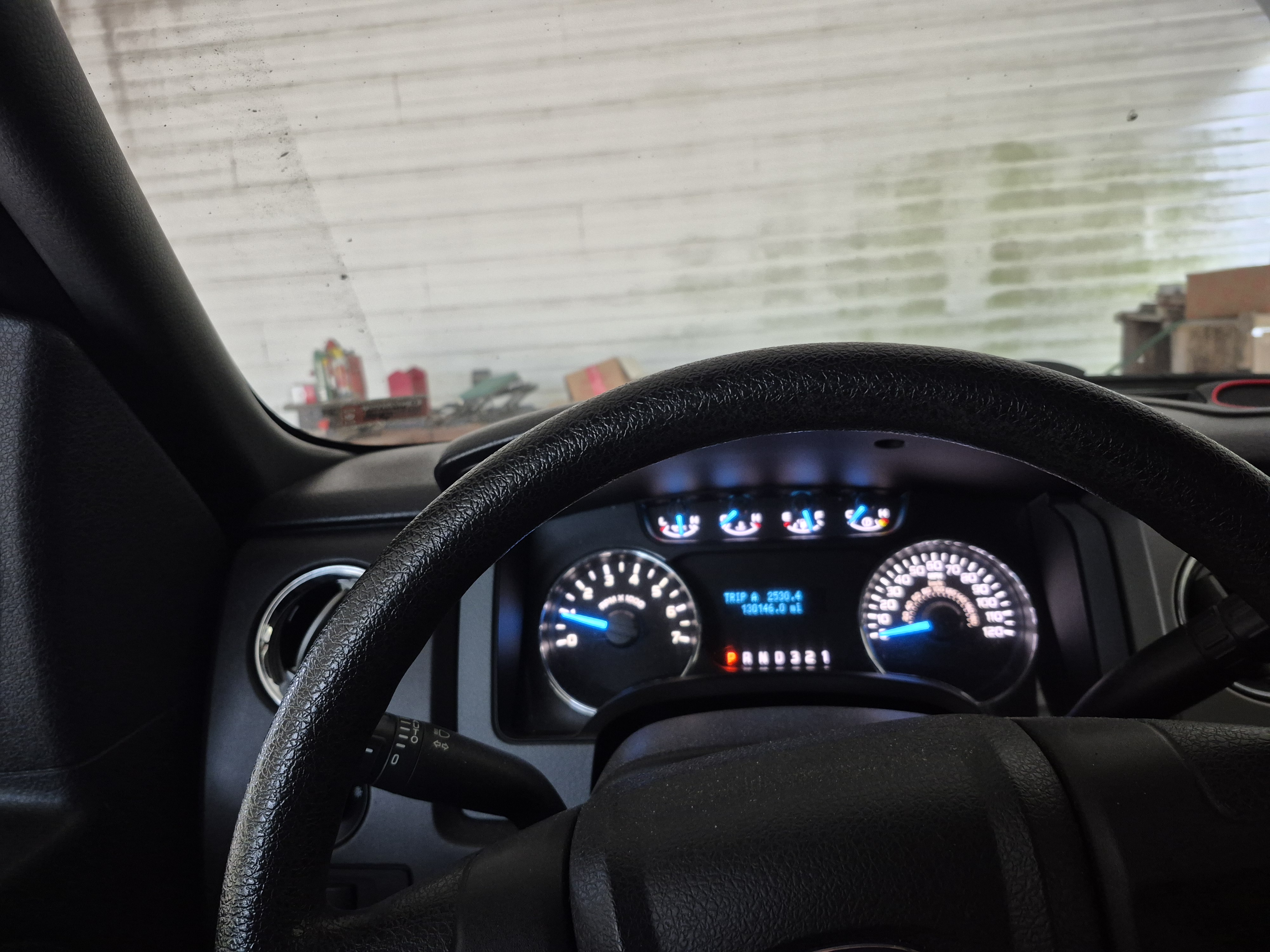 Used 2011 Ford F150 XLT RWD image 2