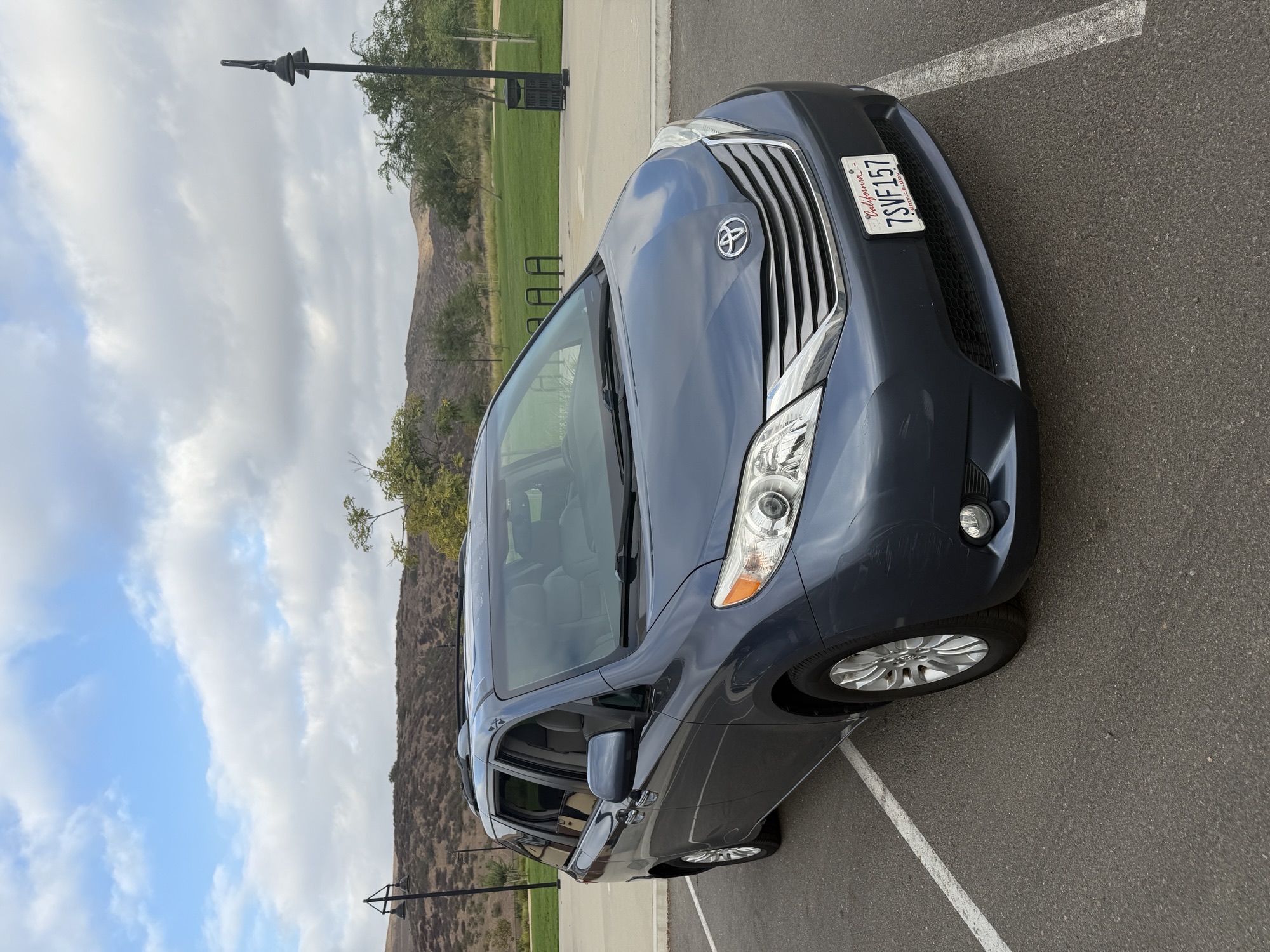 Used 2016 Toyota Sienna XLE FWD image 8