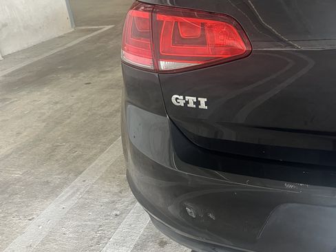Used 2017 Volkswagen GTI S image 16