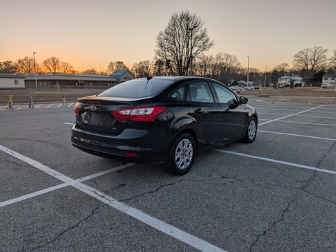 Used 2012 Ford Focus SE image 5