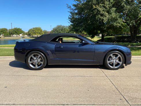 Used 2013 Chevrolet Camaro SS w/ RS Package image 9