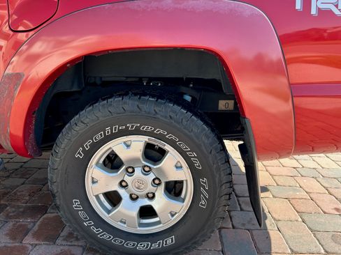 Used 2013 Toyota Tacoma PreRunner w/ TRD Off-Road Pkg image 9