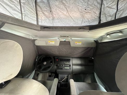 Used 2002 Volkswagen Eurovan GLS FWD image 18
