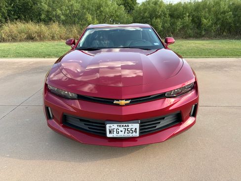 Used 2016 Chevrolet Camaro LT RWD image 4