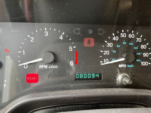 Used 1999 Jeep Wrangler Sport AWD/4WD image 11