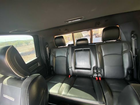 Used 2020 RAM 3500 Laramie image 16