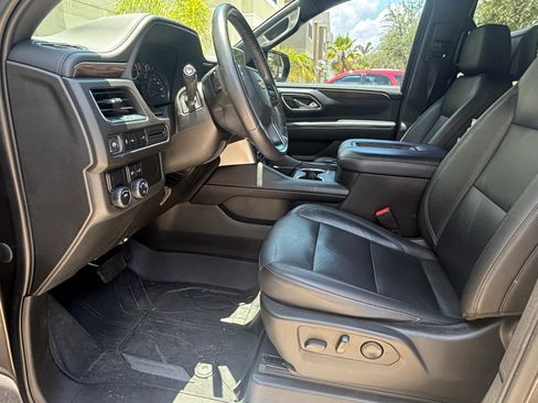 Used 2021 Chevrolet Tahoe LT w/ Rear Media and Nav Package RWD image 11