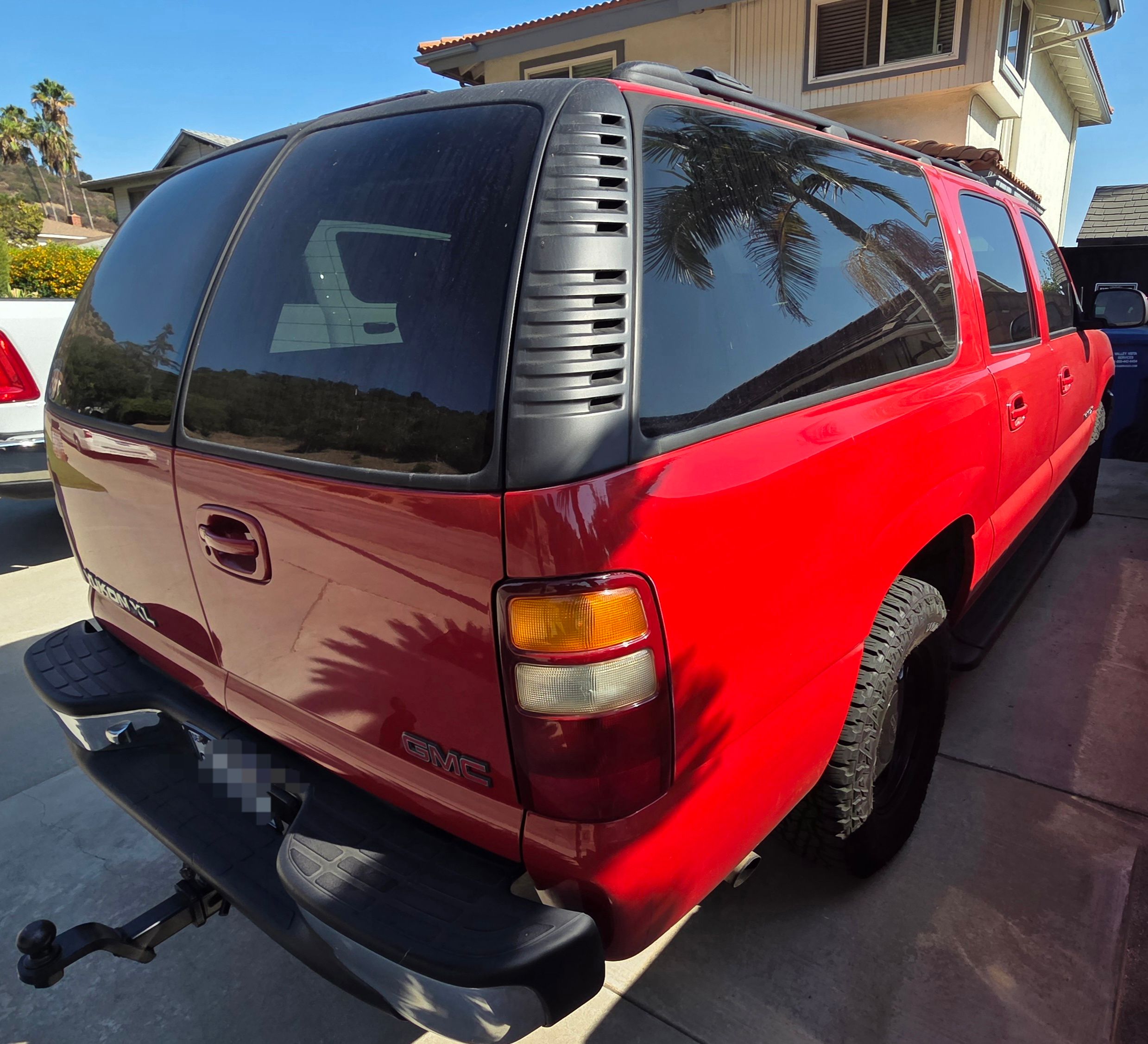 Used 2001 GMC Yukon XL 4WD image 4