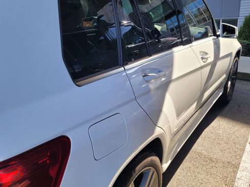 Used 2013 Mercedes-Benz GLK 350 4MATIC image 8