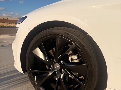 Used 2023 Genesis G70 2.0T w/ Sport Prestige Package RWD image 8