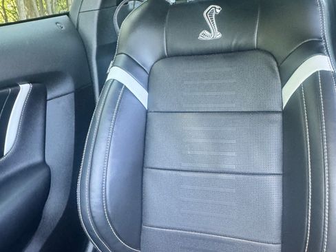 Used 2021 Ford Mustang Shelby GT500 w/ Technology Package image 13