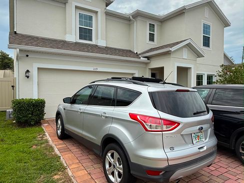Used 2016 Ford Escape SE FWD image 4