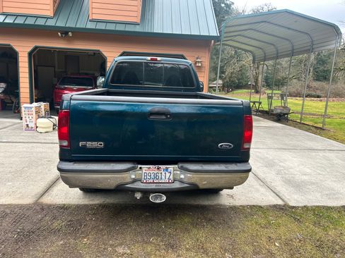Used 1999 Ford F250 4x4 SuperCab Super Duty image 4