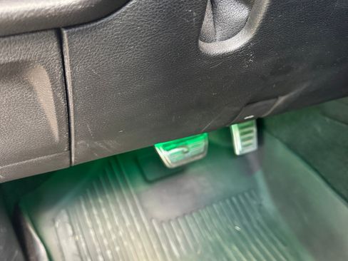 Used 2020 RAM 1500 Big Horn RWD image 2