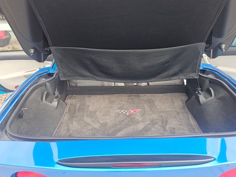 Used 2008 Chevrolet Corvette Coupe w/ Preferred Equipment Group image 8