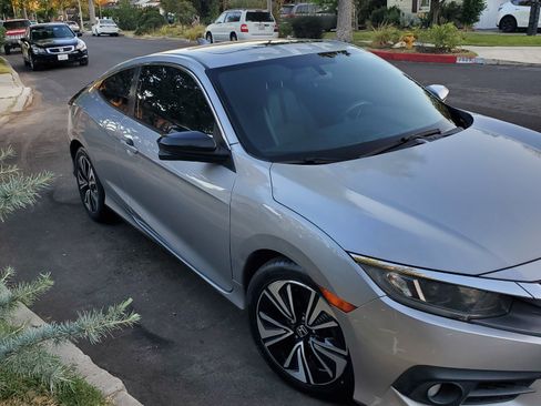 Used 2016 Honda Civic EX-T image 1
