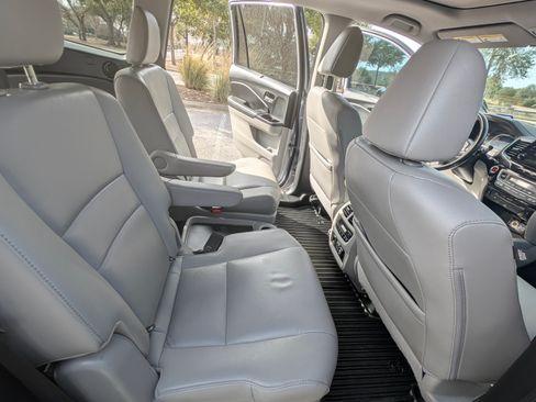 Used 2022 Honda Pilot Touring image 21