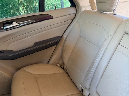 Used 2014 Mercedes-Benz ML 350 2WD image 8