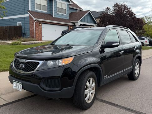 Used 2013 Kia Sorento LX AWD/4WD image 1