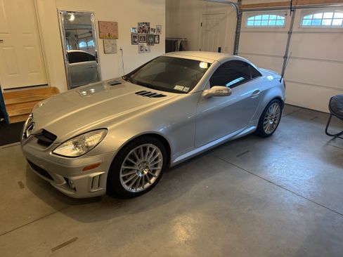 Used 2005 Mercedes-Benz SLK 55 AMG image 12