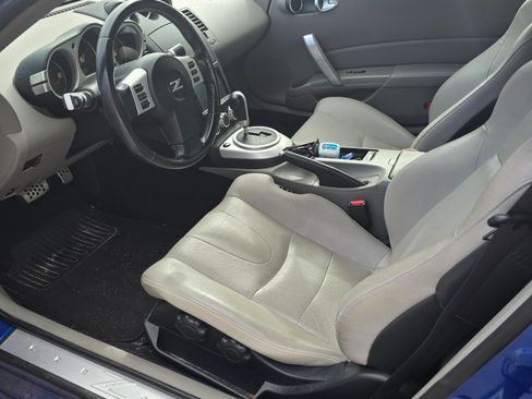 Used 2006 Nissan 350Z Touring image 6