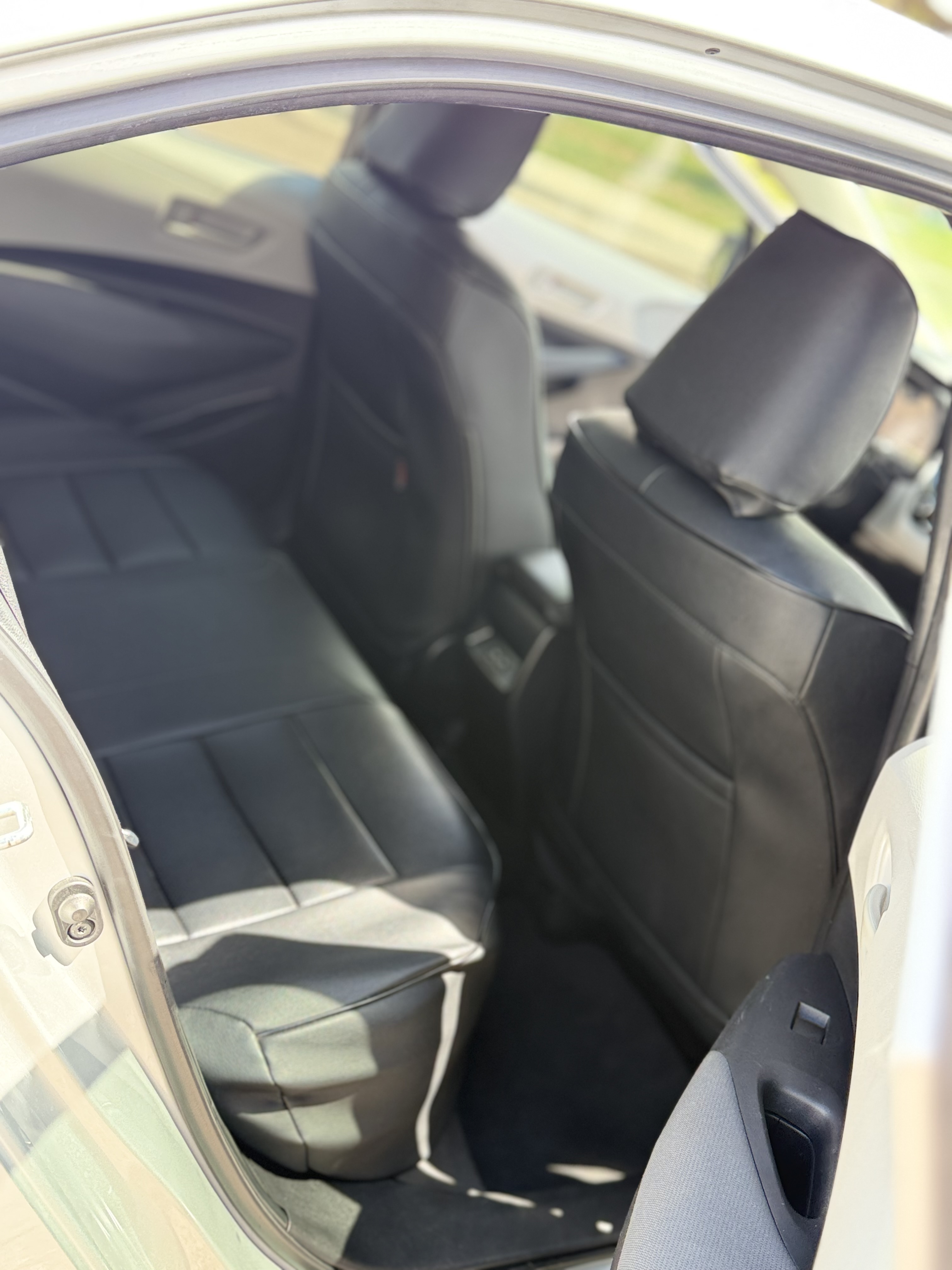 Used 2024 Toyota Corolla LE FWD image 13